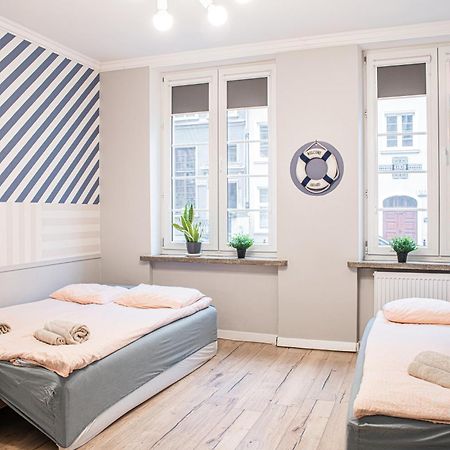 Lily Apart - Private Rooms In The Old Town Gdansk Bagian luar foto