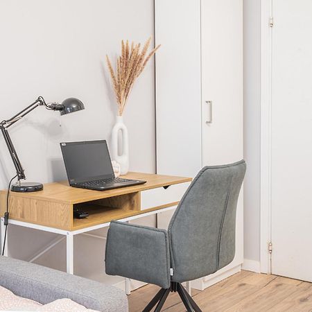 Lily Apart - Private Rooms In The Old Town Gdansk Bagian luar foto
